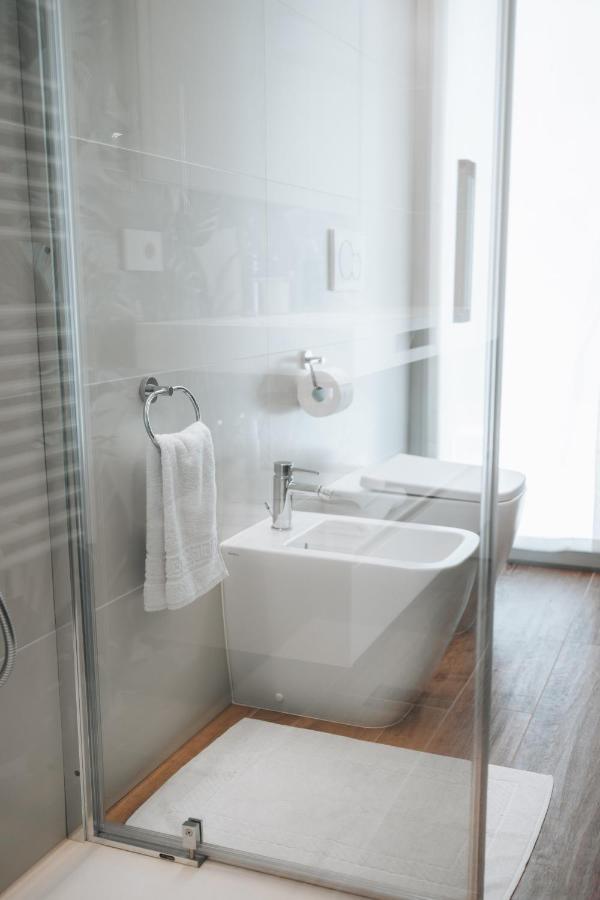 Sea Breeze Aparthotel Каорле Екстериор снимка