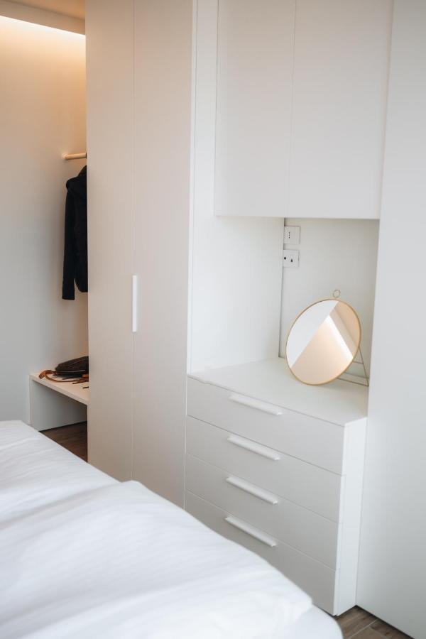 Sea Breeze Aparthotel Каорле Екстериор снимка