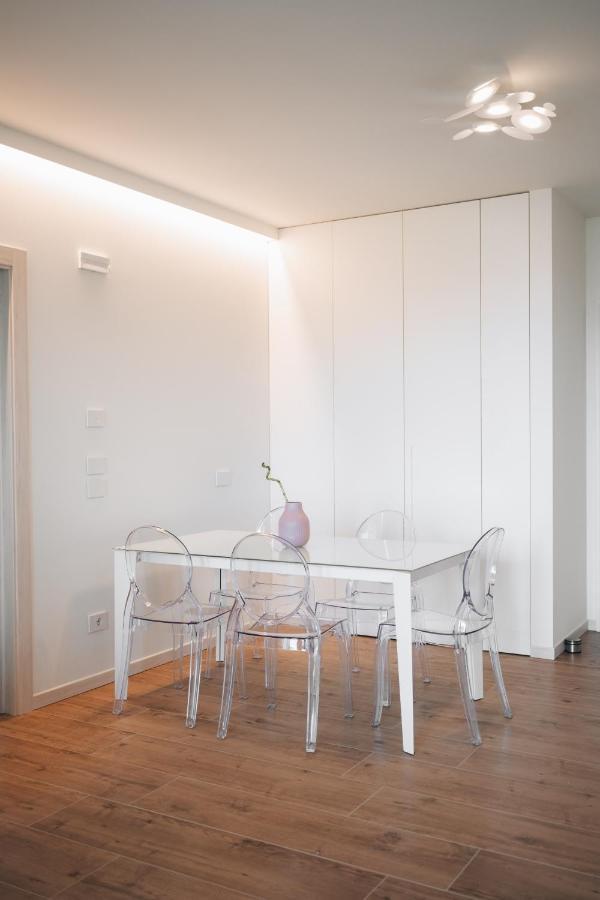 Sea Breeze Aparthotel Каорле Екстериор снимка